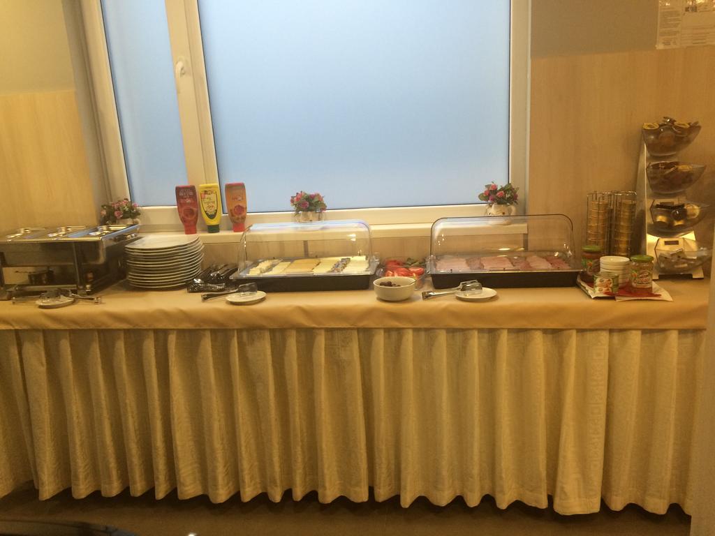 Panorama Business Inn Κλουζ-Ναπόκα Εξωτερικό φωτογραφία